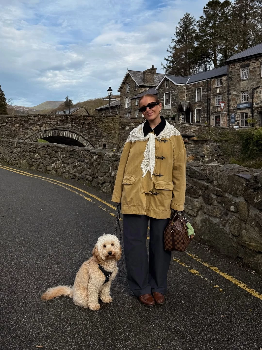 Instagram @rebeccaferrazwyatt