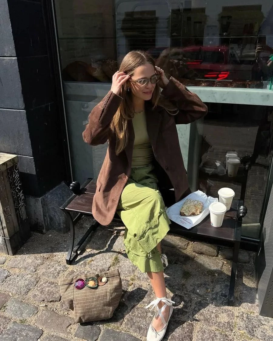 Instagram: @marieheyman