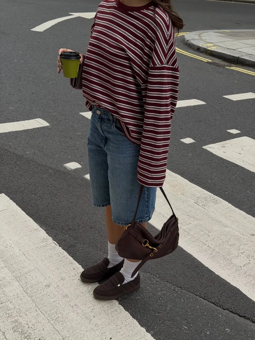 Instagram @tia_dewitt