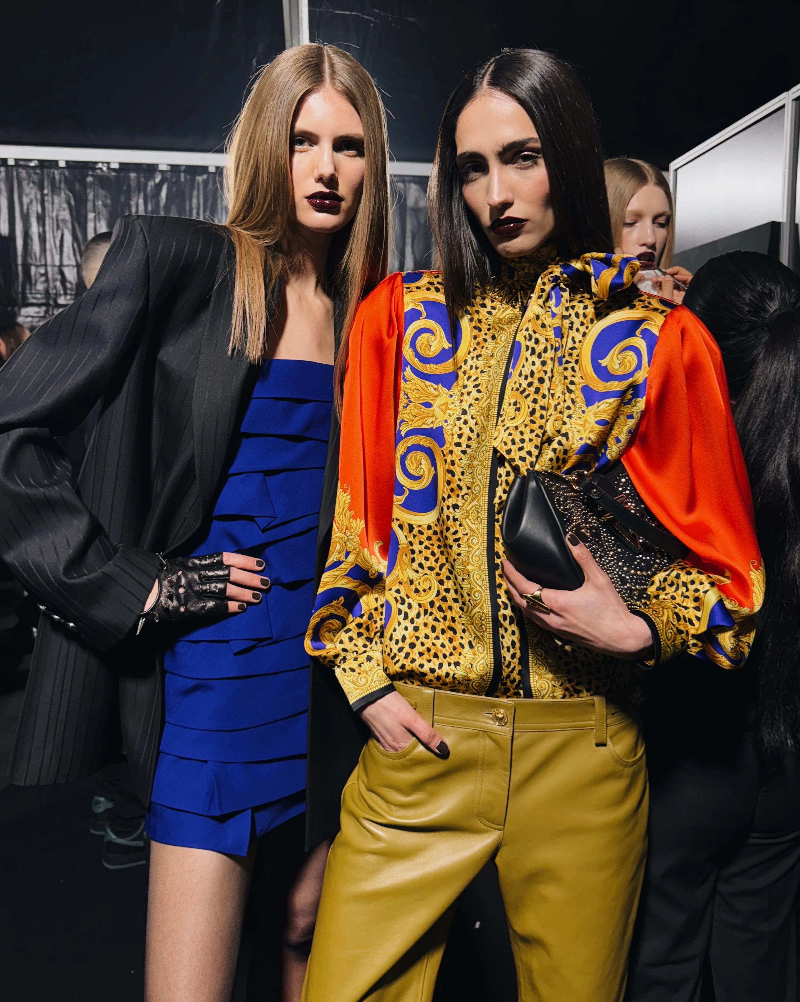 Бекстейдж Versace, осінь-зима 2025/2026