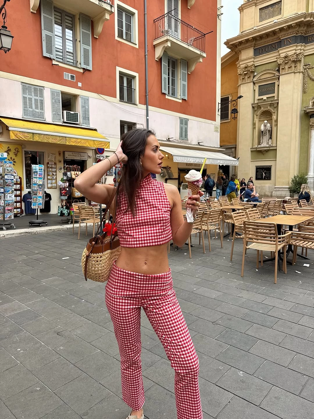 Instagram @clara.milano