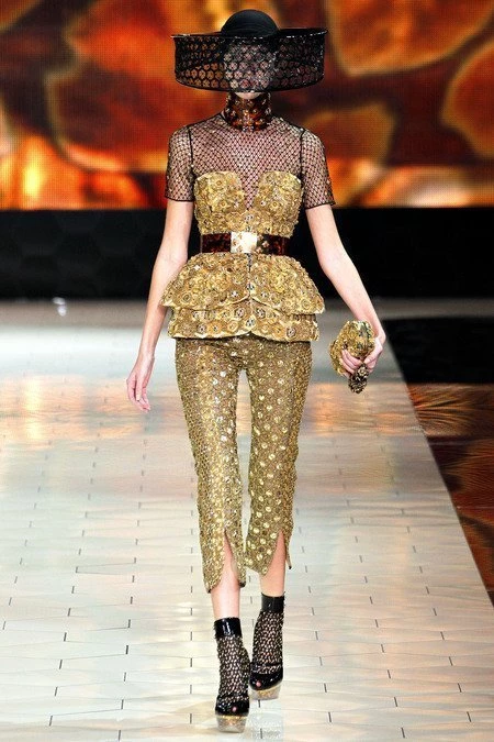 Alexander McQueen, весна-літо 2013