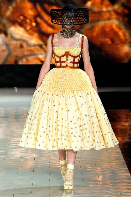 Alexander McQueen, весна-літо 2013