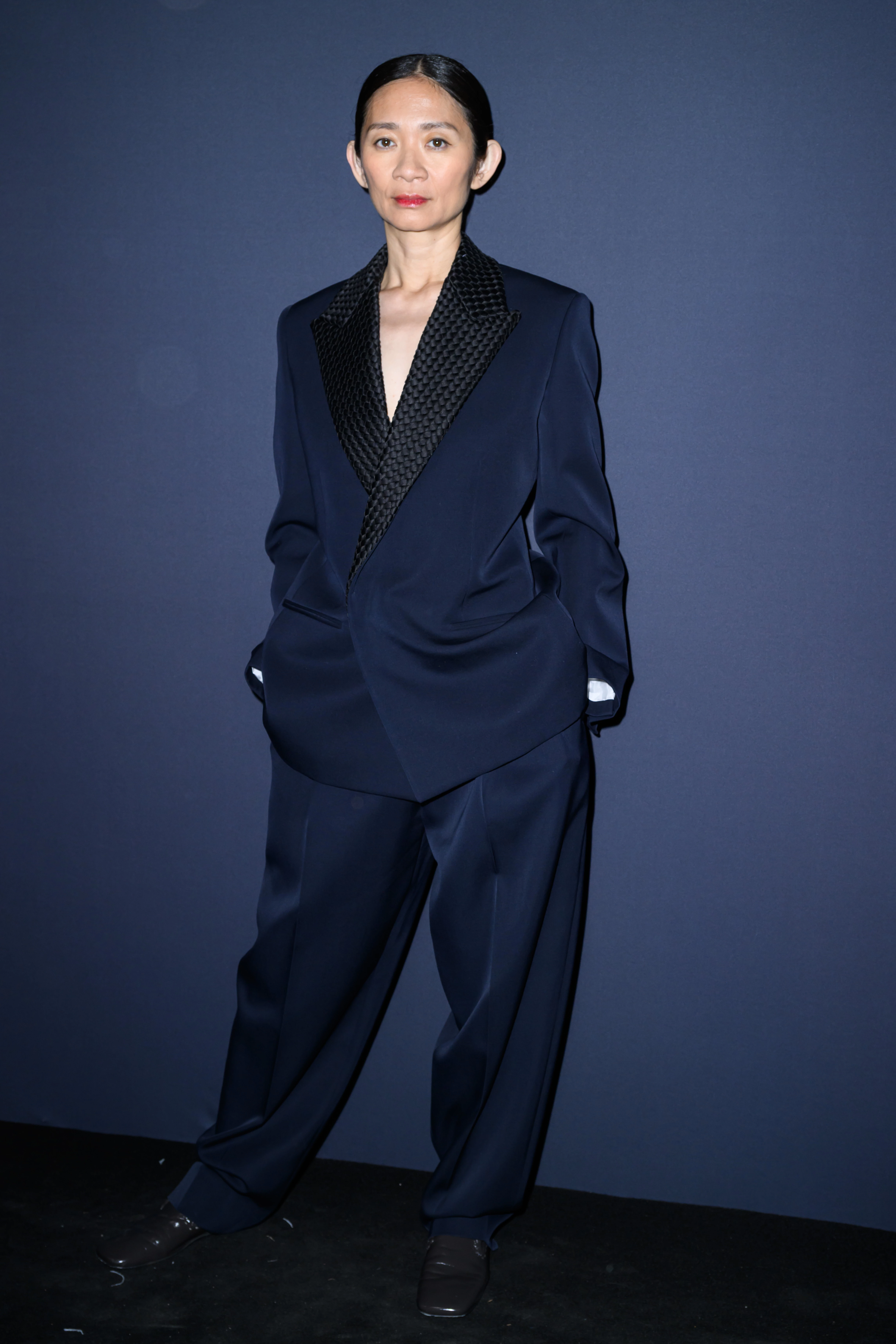 Хлоя Чжао в костюмі Bottega Veneta відвідала церемонію Kering Women in Motion Awards 2026 Хлоя Чжао в костюмі Bottega Veneta відвідала церемонію Kering Women in Motion Awards 2026