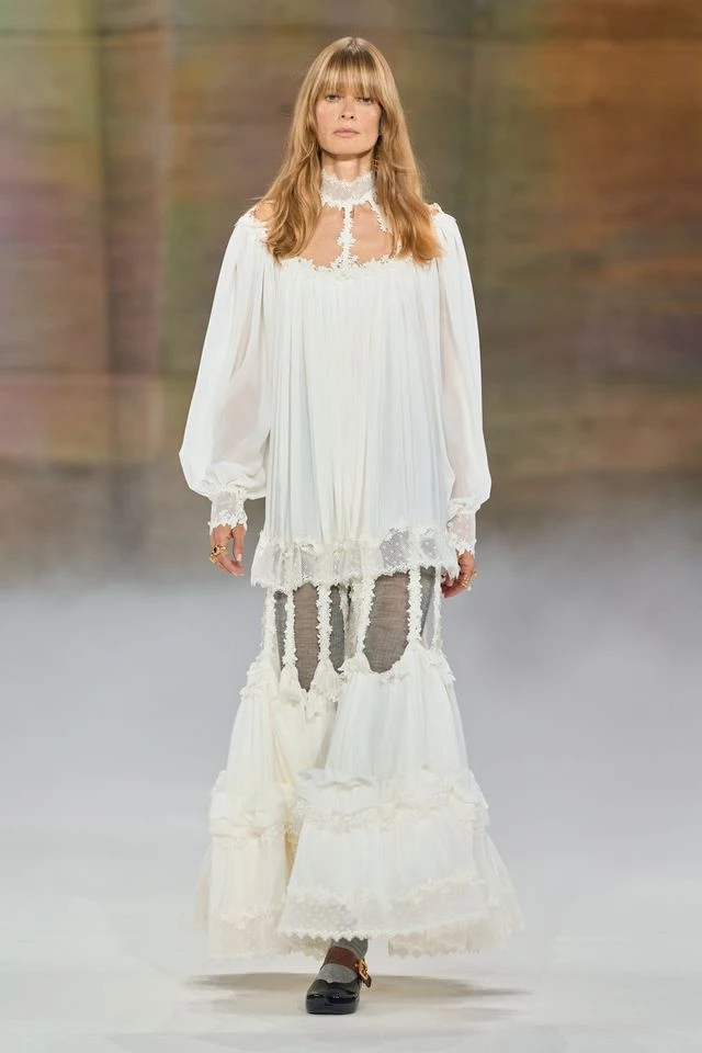 GoRunway.com GoRunway.com