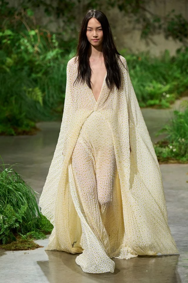 GoRunway.com GoRunway.com