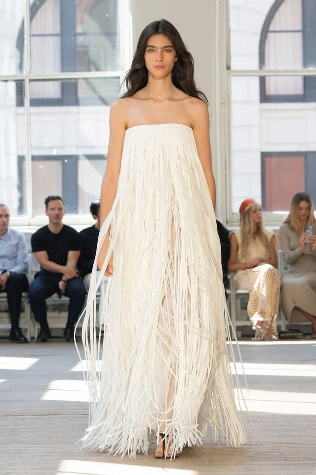 GoRunway.com GoRunway.com