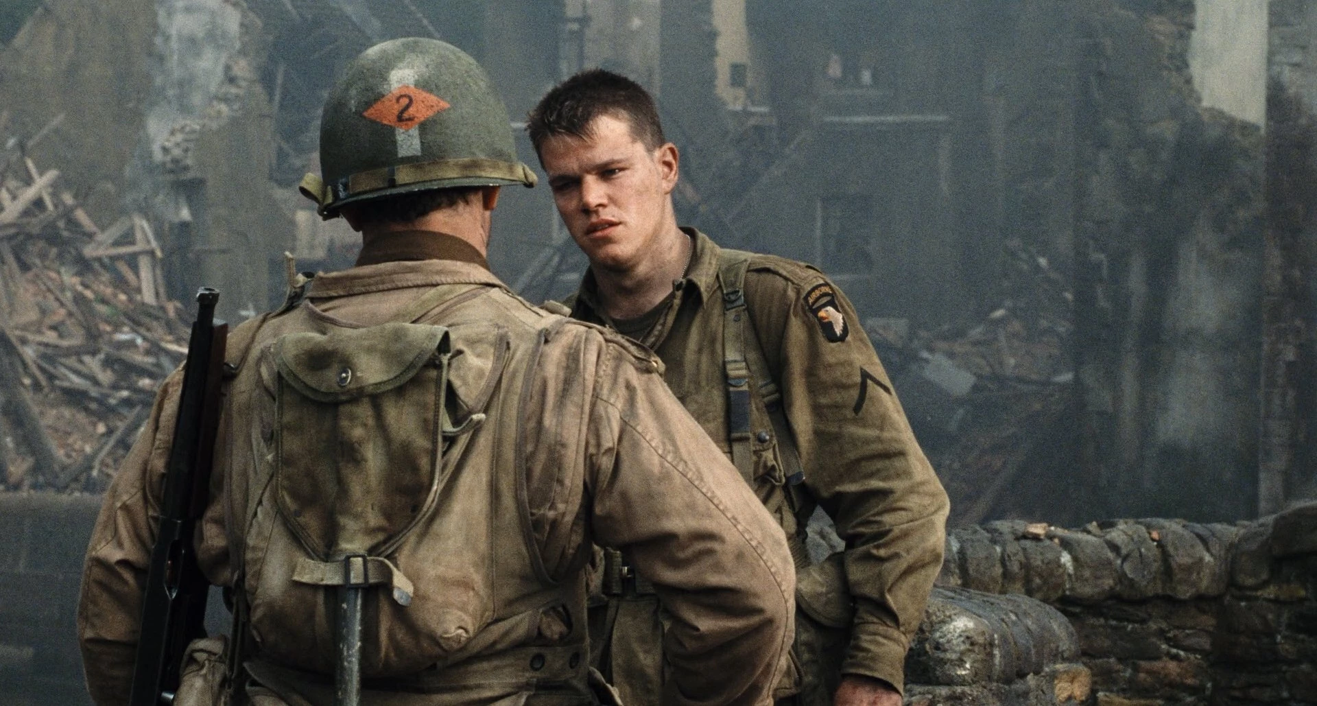 Метт Деймон у фільмі "Врятувати рядового Раяна", 1998 Метт Деймон у фільмі "Врятувати рядового Раяна", 1998
