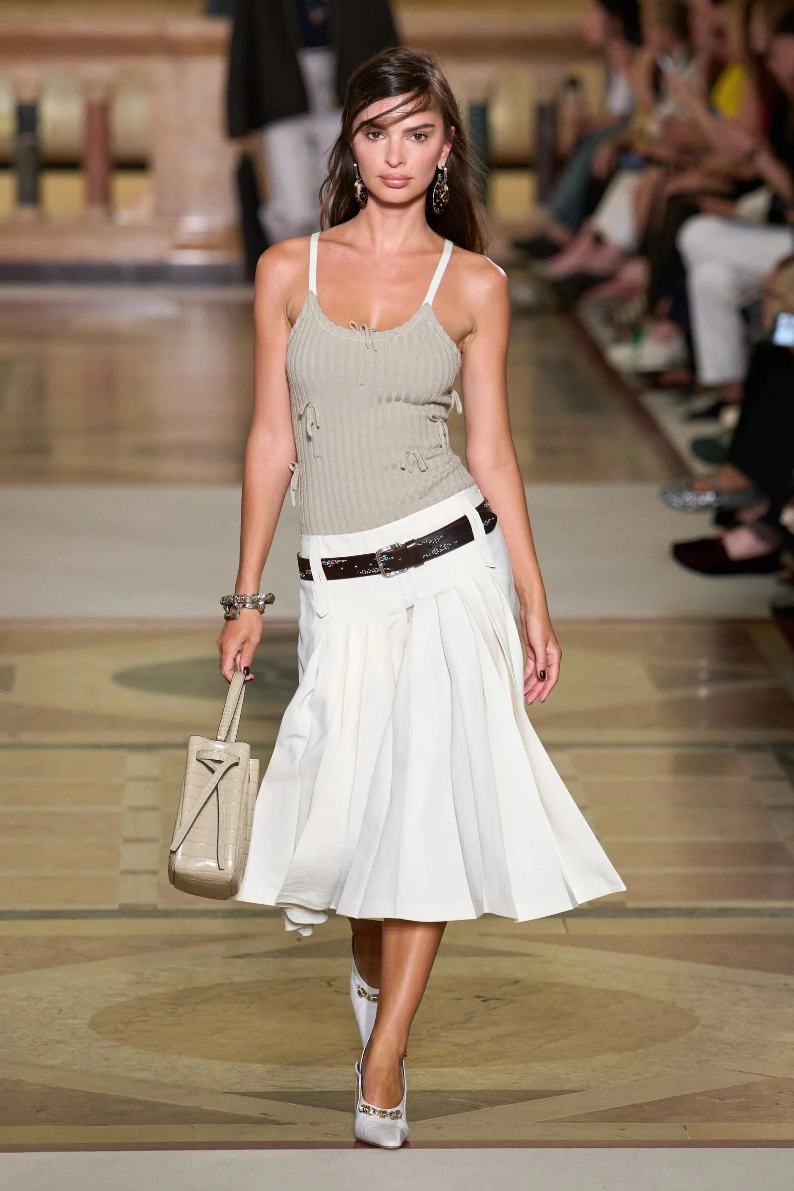 Tory Burch весна-літо 2026. Vogue Runway 